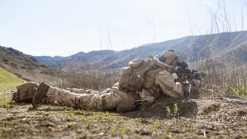 1st Bn., 1st Marines rehearse helicopter raid tactics