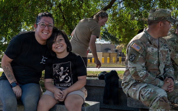 Maverick Battalion conducts a Spouse Spur Ride for 1st Cavalry Division Troopers' spouses
