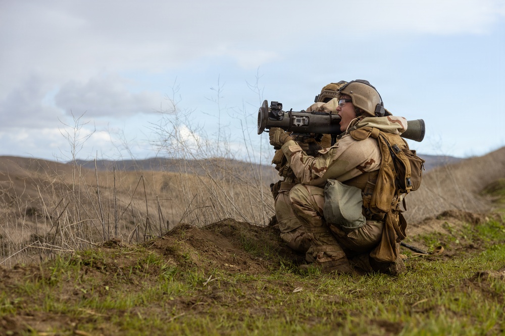 1st Bn., 1st Marines rehearse helicopter raid tactics
