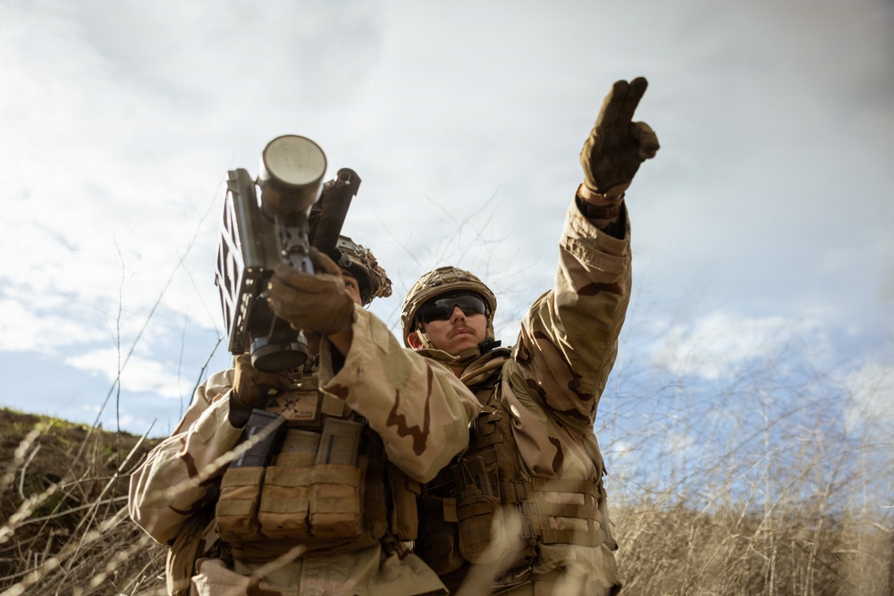 1st Bn., 1st Marines rehearse helicopter raid tactics