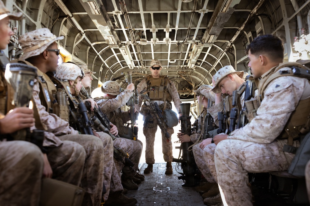 1st Bn., 1st Marines rehearse helicopter raid tactics