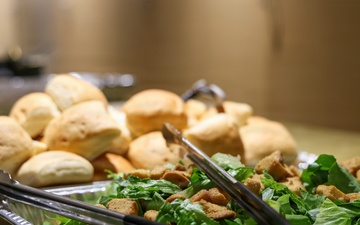 MARFORPAC hosts Thanksgiving potluck