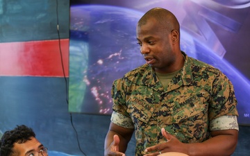 MARFORPAC hosts Thanksgiving potluck