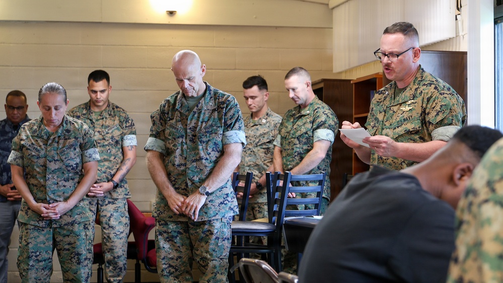 MARFORPAC hosts Thanksgiving potluck