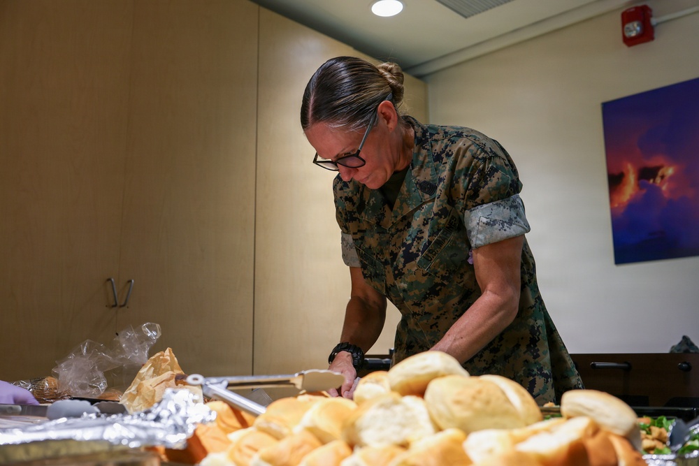 MARFORPAC hosts Thanksgiving potluck