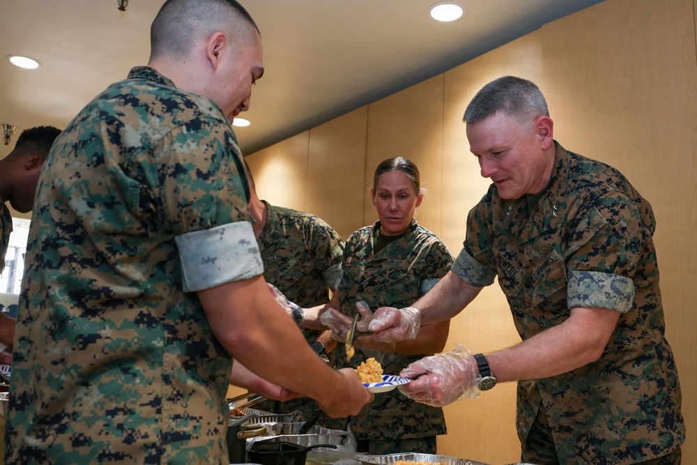 MARFORPAC hosts Thanksgiving potluck