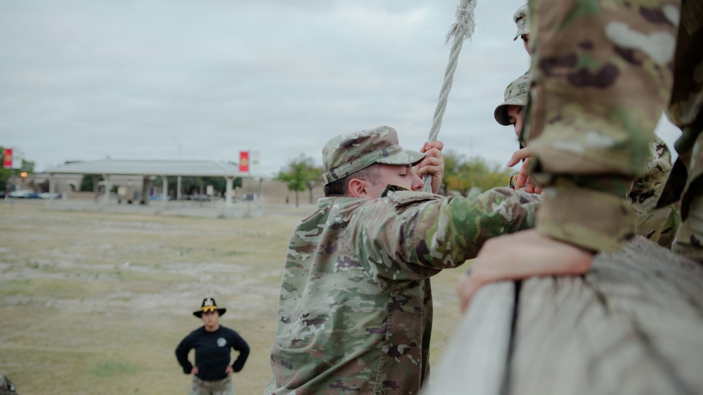 2-227 AVN conducts Spur Ride