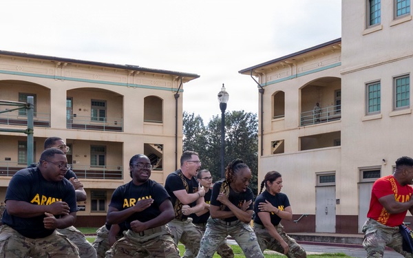 25ID &quot;Best Mess&quot; Thanksgiving Competition