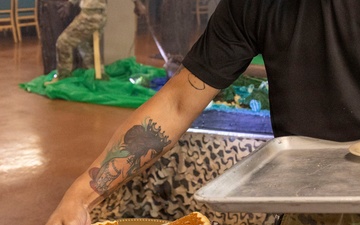 25ID &quot;Best Mess&quot; Thanksgiving Competition