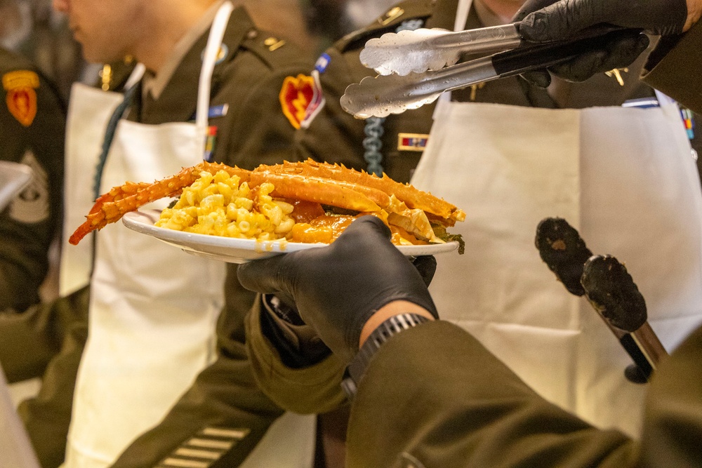 25ID &quot;Best mess&quot; Thanksgiving Competition