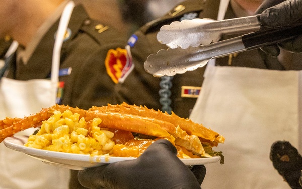 25ID &quot;Best mess&quot; Thanksgiving Competition