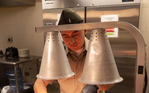 “Best Mess” Thanksgiving Competition