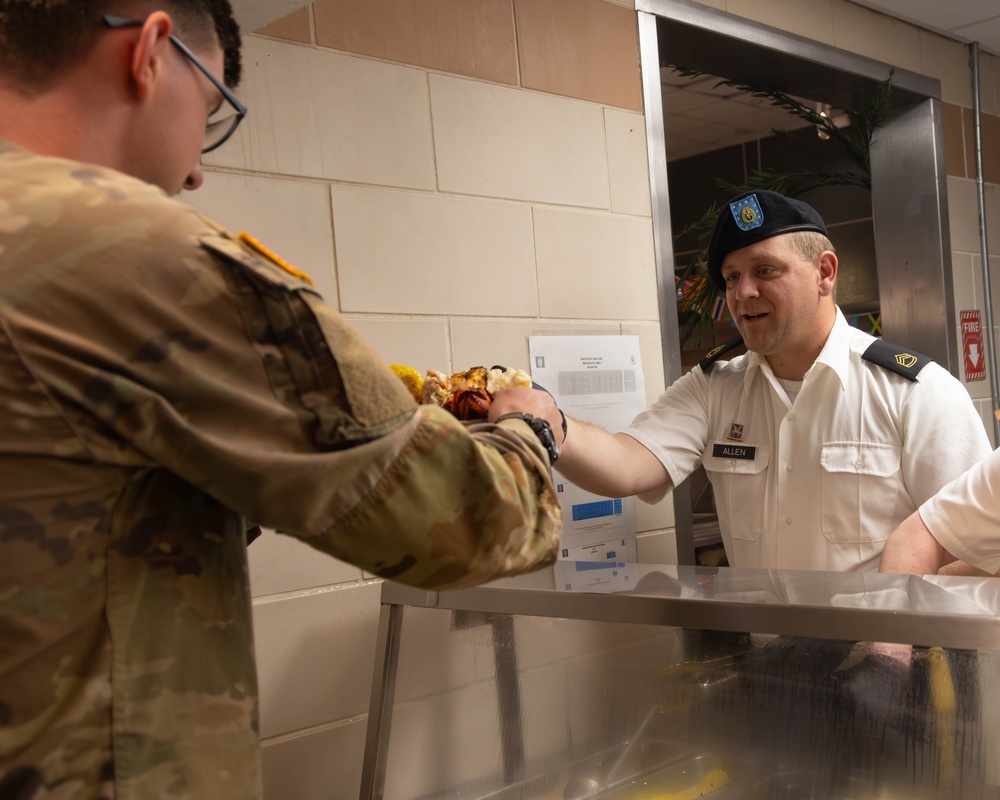 “Best Mess” Thanksgiving Competition