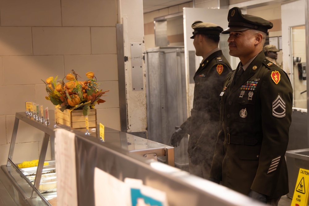 “Best Mess” Thanksgiving Competition