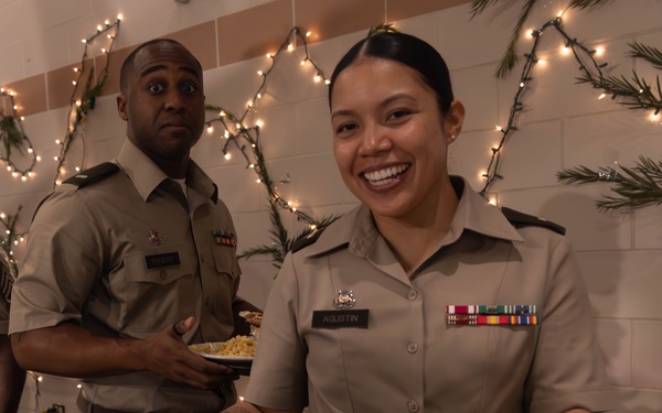 “Best Mess” Thanksgiving Competition