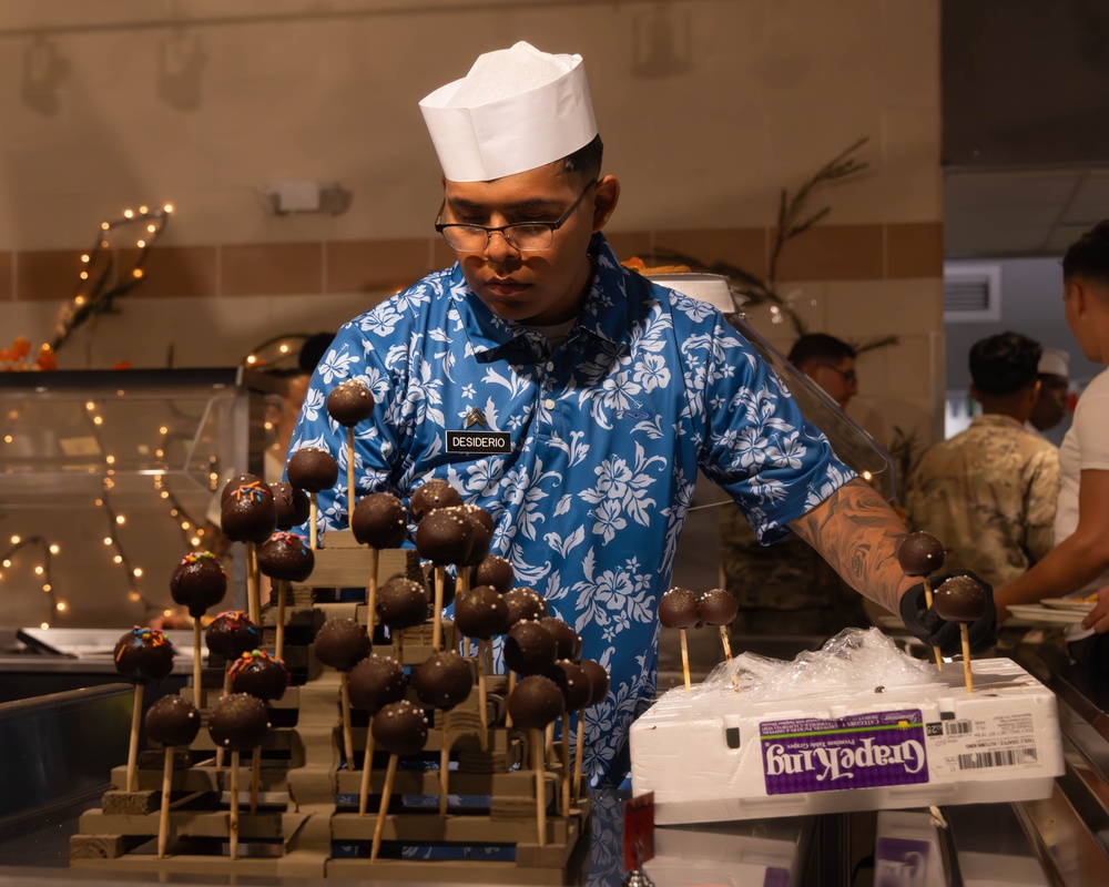 “Best Mess” Thanksgiving Competition