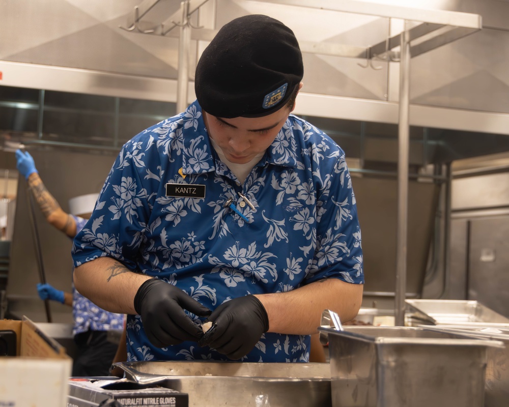 “Best Mess” Thanksgiving Competition