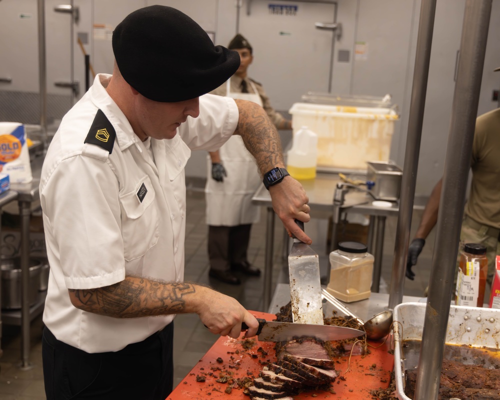 “Best Mess” Thanksgiving Competition