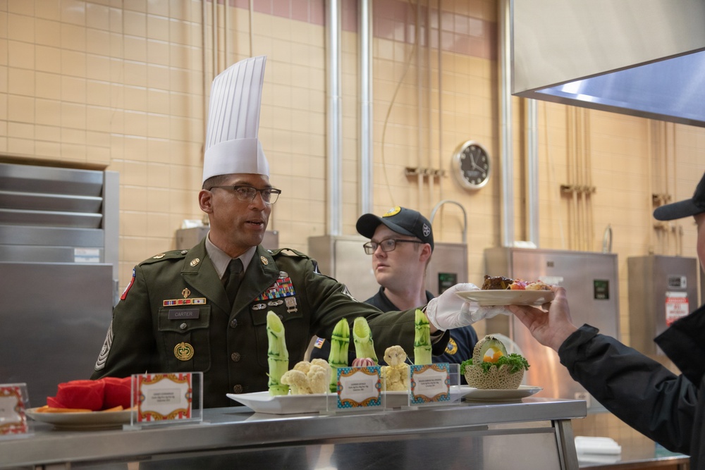 210 Field Artillery Brigade leaders serve Thanksgiving meals