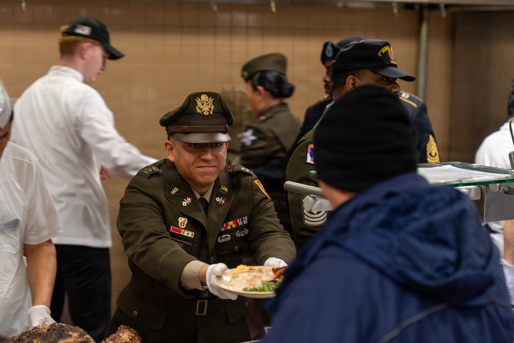 Soldiers and service members celebrate Thanksgiving at the Talon Cafe Warrior Restaurant