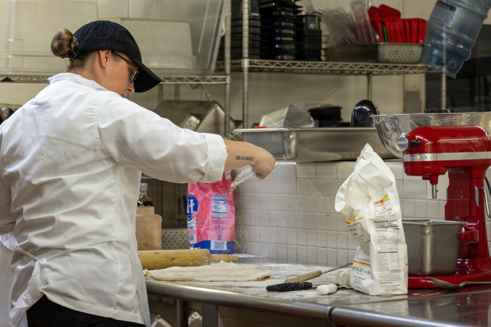 2025 Best Mess Thanksgiving Competition