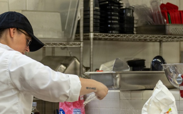 2025 Best Mess Thanksgiving Competition