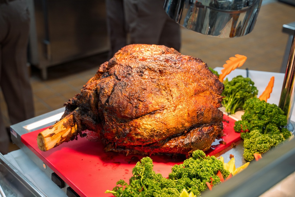 2CAB Thanksgiving Meal Service