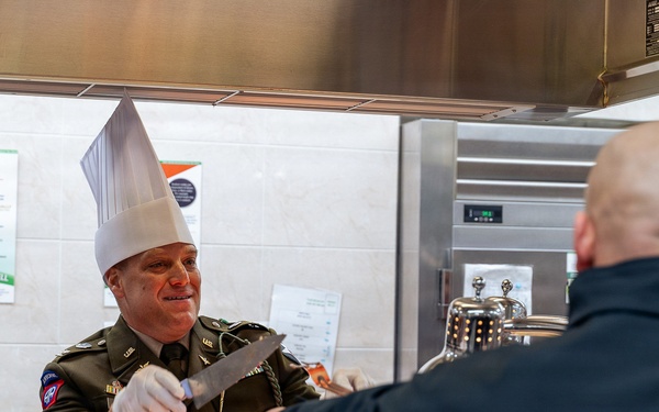 2CAB Thanksgiving Meal Service