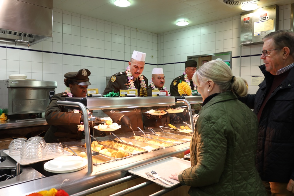Beyond Logistics: Leaders Share Service and Care During Thanksgiving