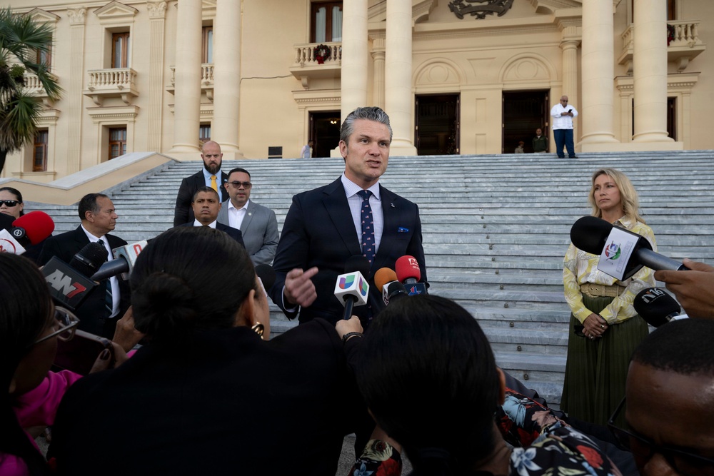 SW Pete Hegseth Speaks to Media in the Dominican Republic
