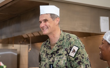 NSA Bahrain Serves Personnel and Families Thanksgiving Meals