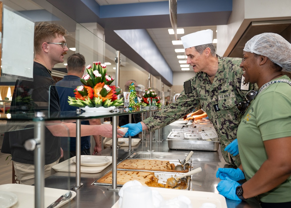 NSA Bahrain Serves Personnel and Families Thanksgiving Meals