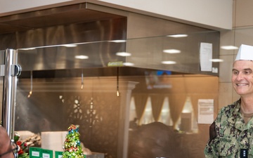 NSA Bahrain Serves Personnel and Families Thanksgiving Meals