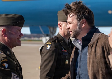 Vice President JD Vance visits Ft. Campbell, KY for Thanksgiving