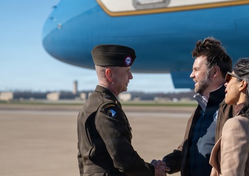 Vice President JD Vance visits Ft. Campbell, KY for Thanksgiving