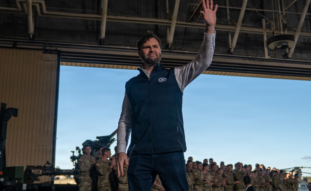 Vice President JD Vance visits Ft. Campbell, KY for Thanksgiving