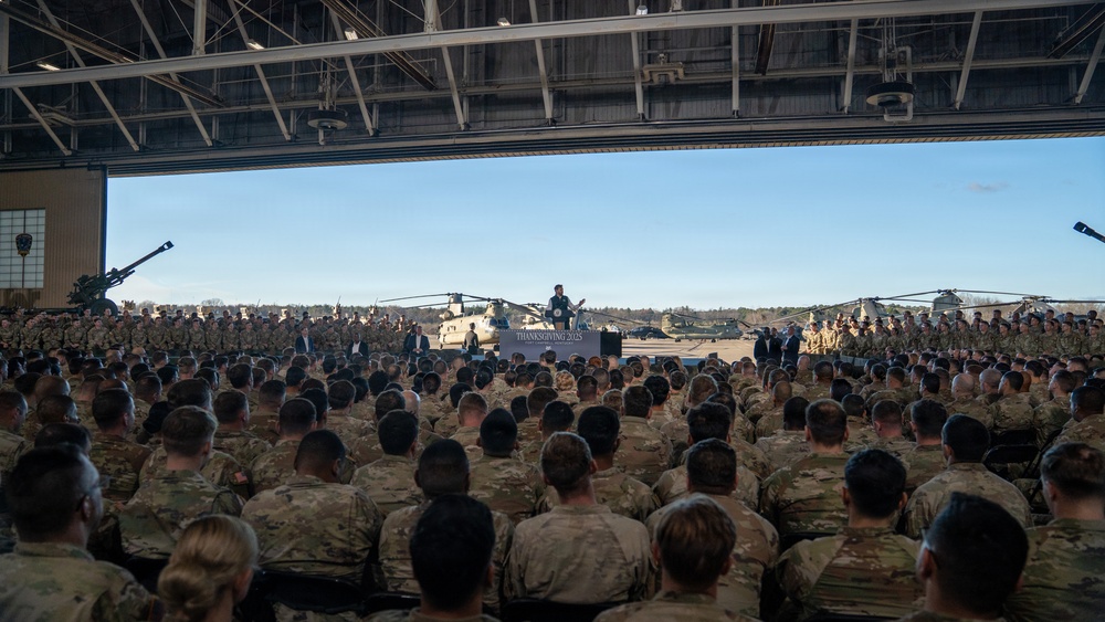 Vice President JD Vance visits Ft. Campbell, KY for Thanksgiving