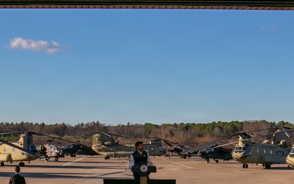 VP visits Fort Campbell