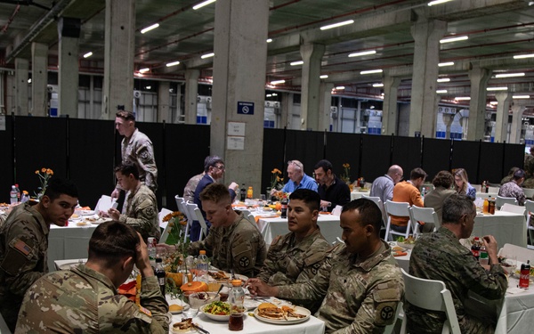 USARCENT Thanksgiving at the CMCC