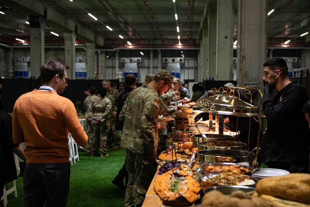 USARCENT Thanksgiving at the CMCC