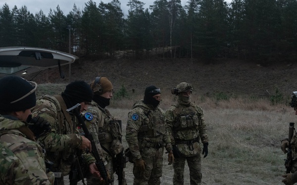 FREEZING WINDS 25 – EODMU8 LIVE-FIRE