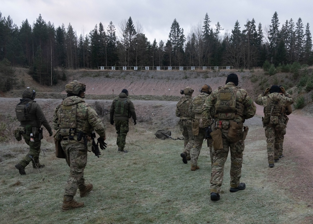 FREEZING WINDS 25 – EODMU8 LIVE-FIRE