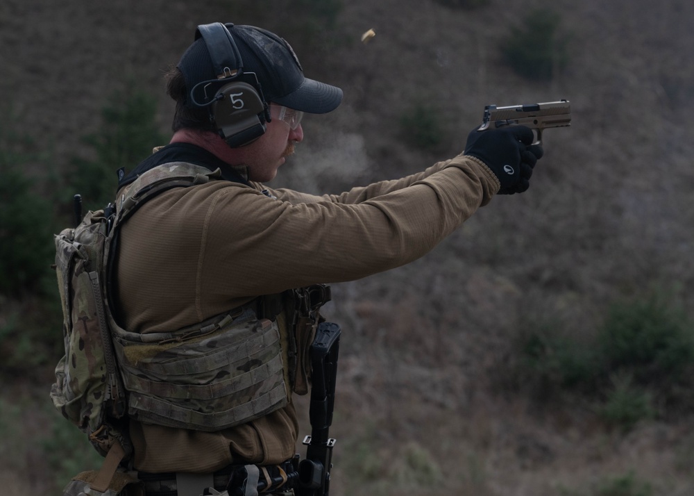 FREEZING WINDS 25 – EODMU8 LIVE-FIRE