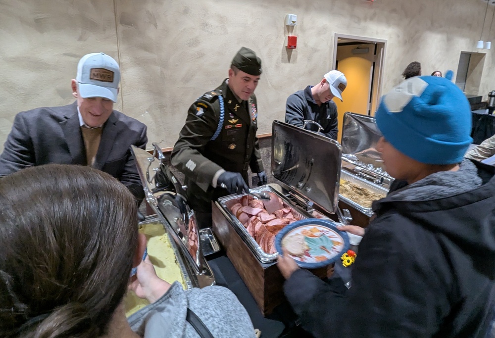 Fort Drum FMWR hosts Thanksgiving meal for the community