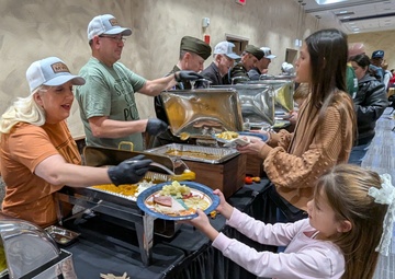 Fort Drum FMWR hosts Thanksgiving meal for the community