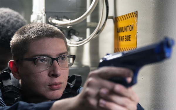 Wayne E. Meyer Conducts Anti-Terrorism Drills