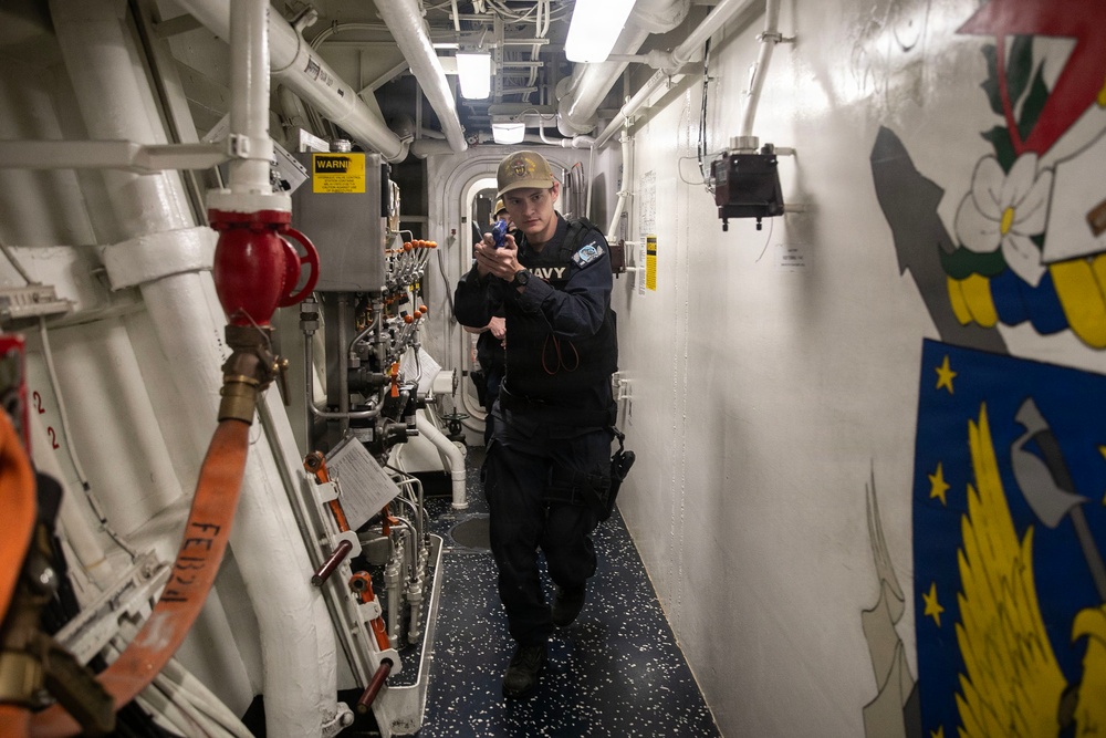 Wayne E. Meyer Conducts Anti-Terrorism Drills