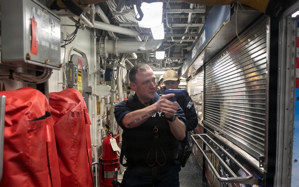 Wayne E. Meyer Conducts Anti-Terrorism Drills