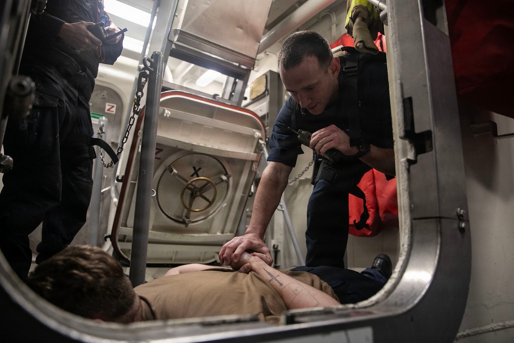 Wayne E. Meyer Conducts Anti-Terrorism Drills