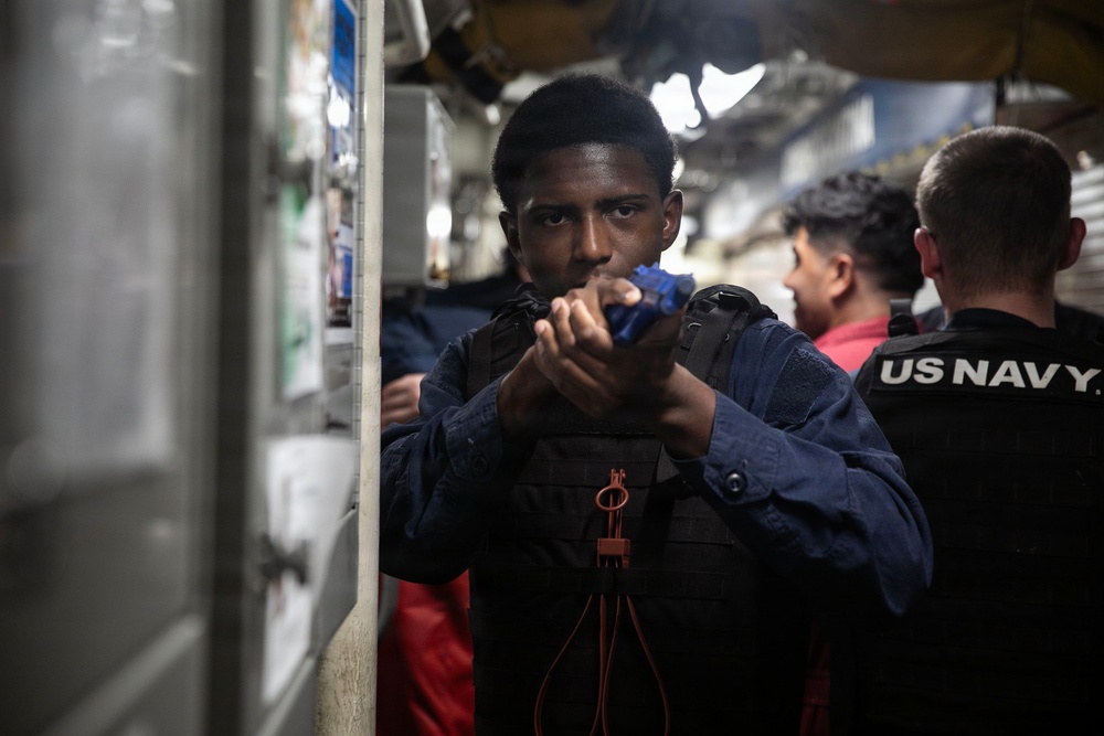 Wayne E. Meyer Conducts Anti-Terrorism Drills